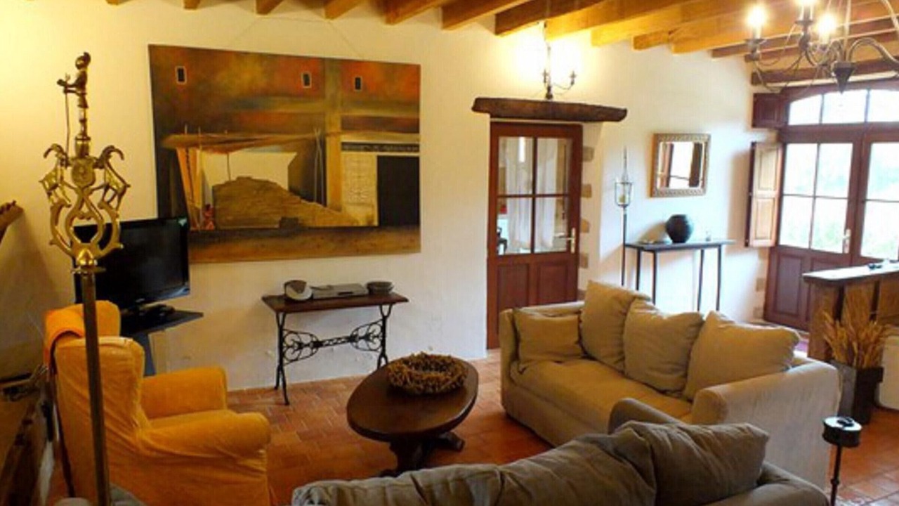 Photo of Livingroom in Asnieres sur Vegre