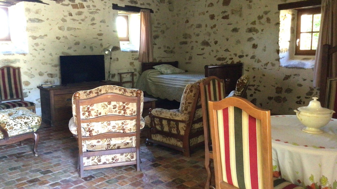 Photo of Bedroom in Souvigne-sur-Sarthe