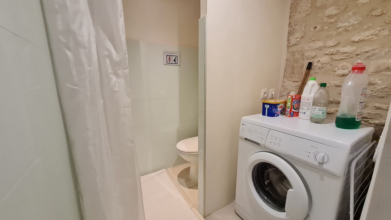 Photo of Bathroom in Beaune-la-Rolande