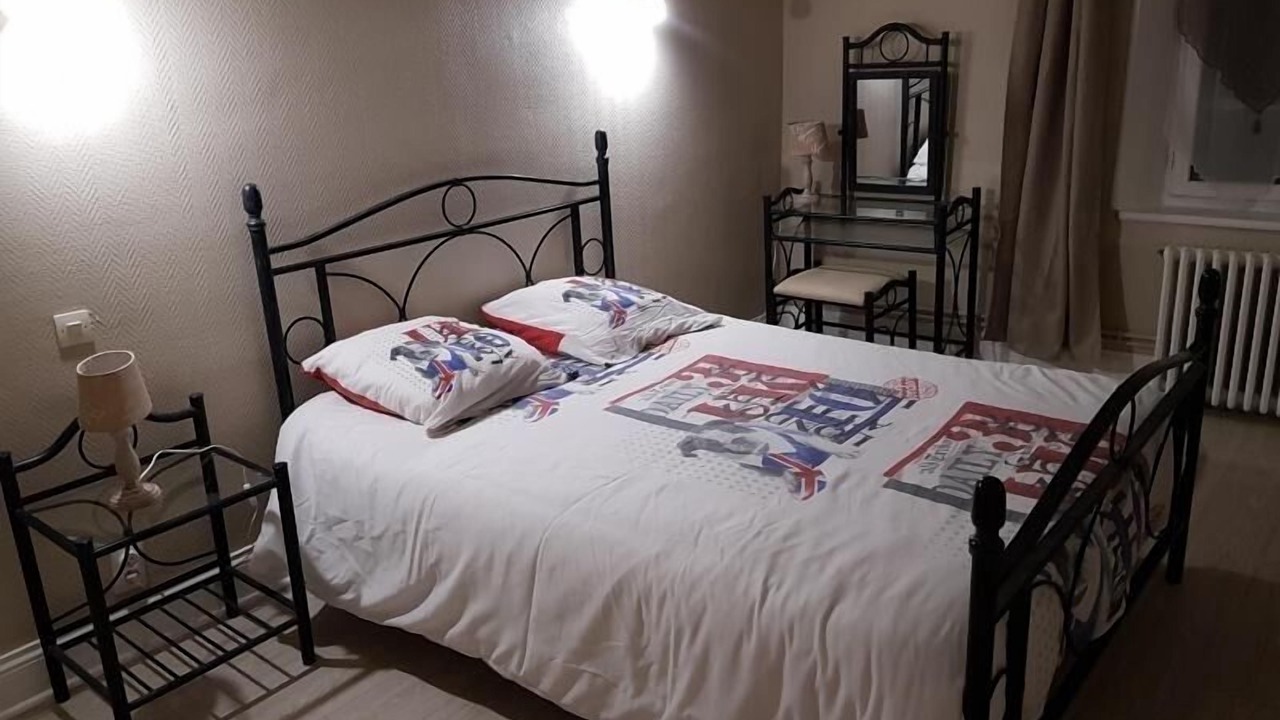 Photo of Bedroom in Lorcy