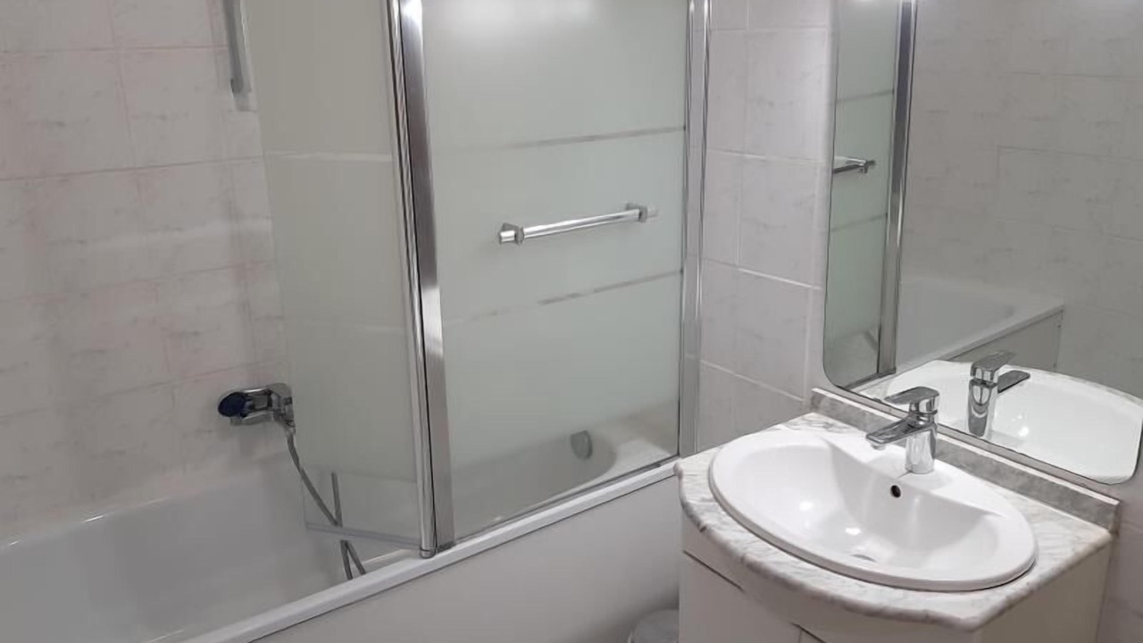 Photo of Bathroom in Lorcy