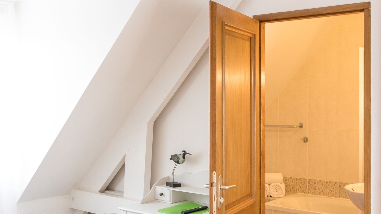 Photo of Bathroom in Saint-Quentin-en-Tourmont