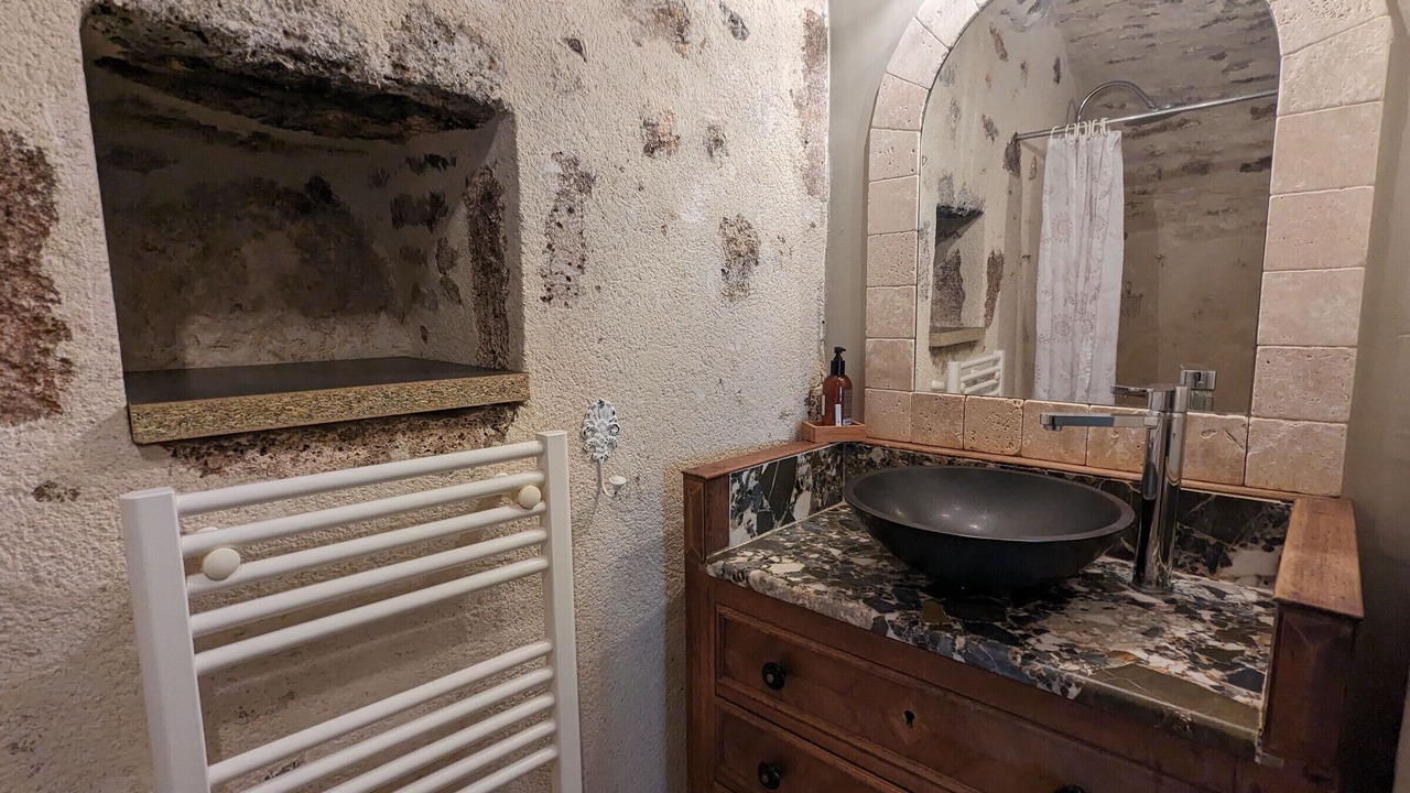 Photo of Bathroom in Le Blanc