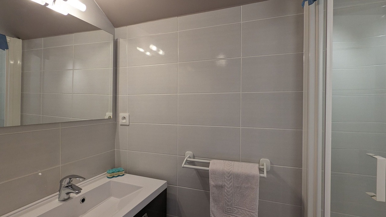 Photo of Bathroom in Perassay