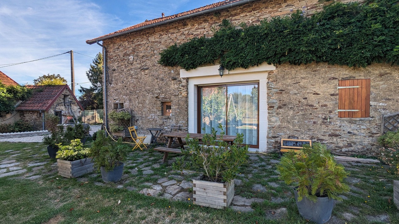 Photo of Outdoor in Perassay