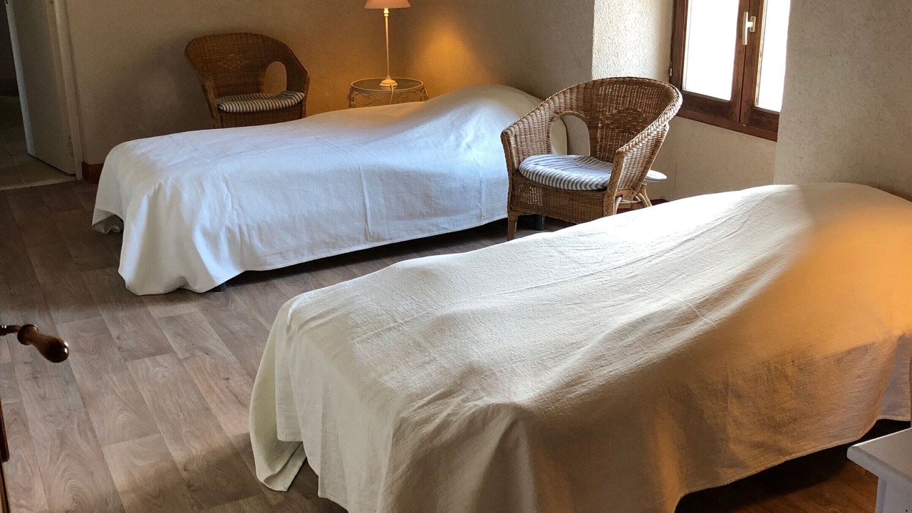 Photo of Bedroom in Belabre