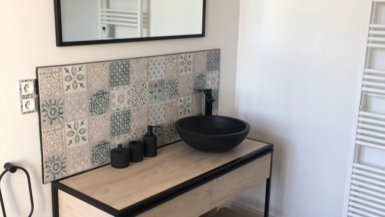 Photo of Bathroom in Mers-sur-Indre