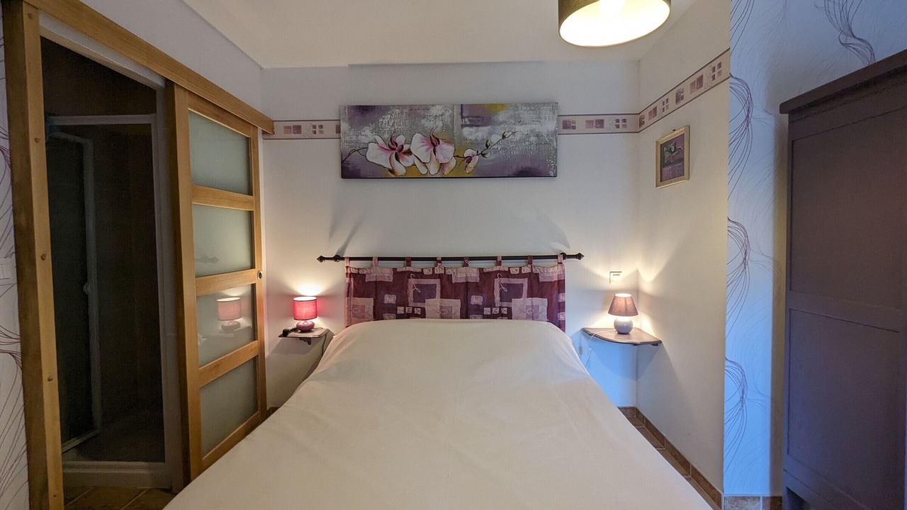 Photo of Bedroom in Perassay