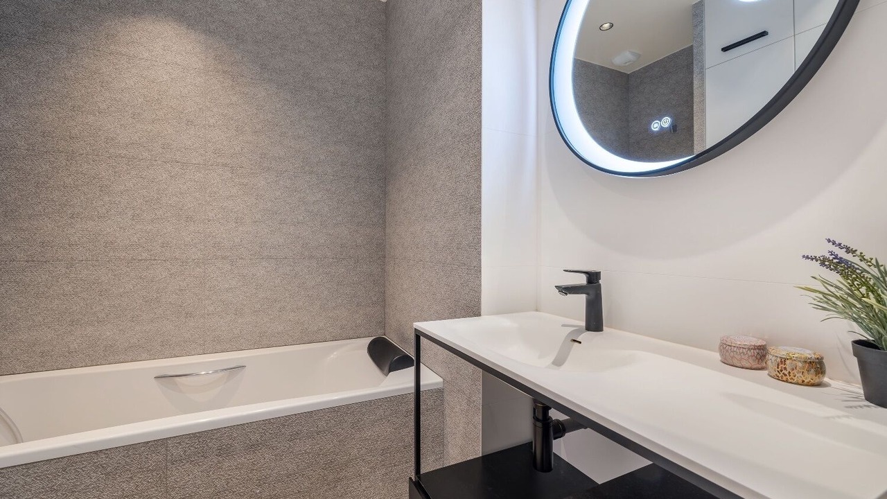 Photo of Bathroom in Bercy