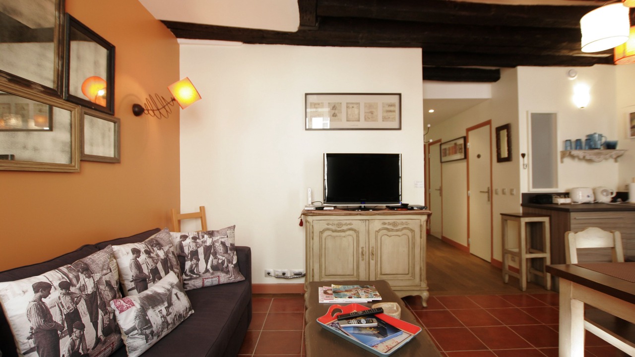 Photo of Livingroom in Sorbonne