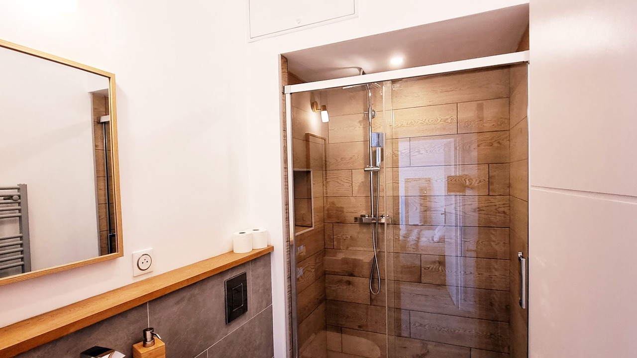 Photo of Bathroom in Cote Ouest Ormeaux