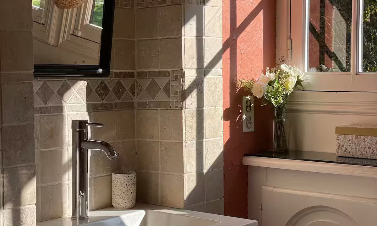 Photo of Bathroom in Canehan