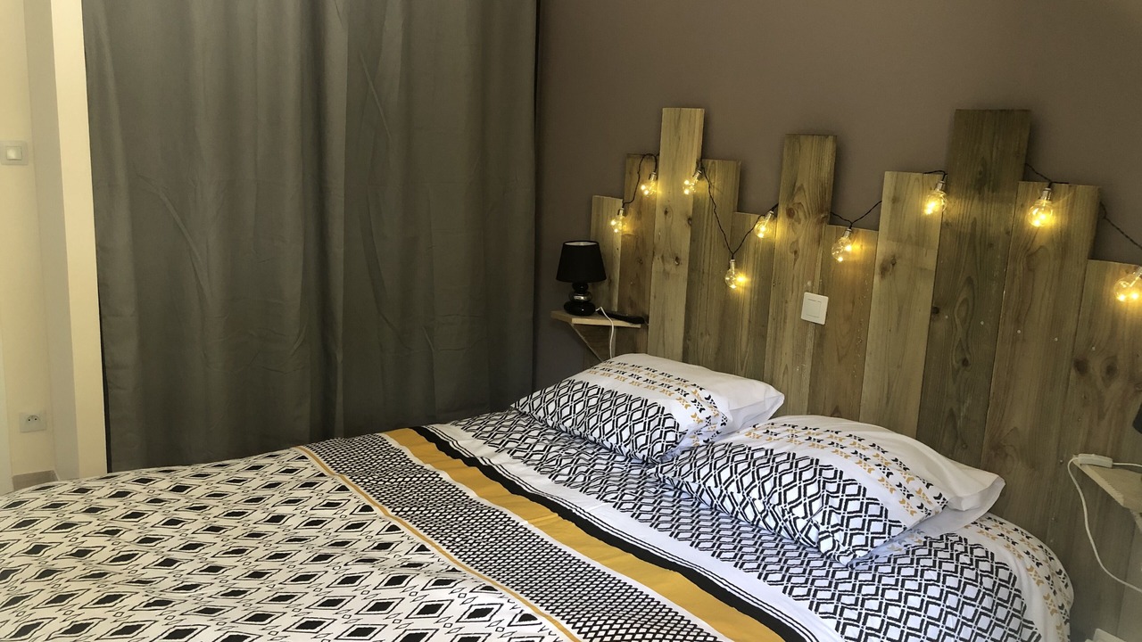 Photo of Bedroom in Clermont-Creans