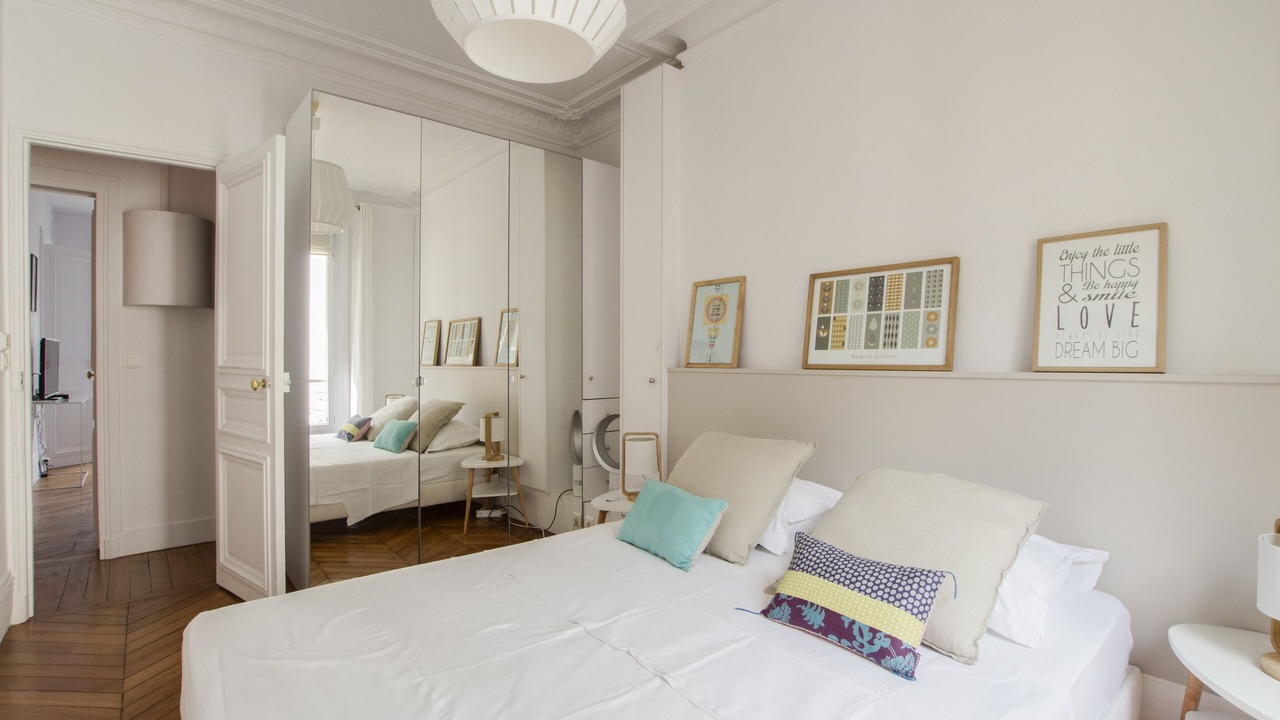 Photo of Bedroom in 8th Arrondissement