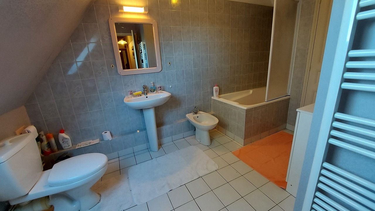 Photo of Bathroom in Ruille-Froid-Fonds