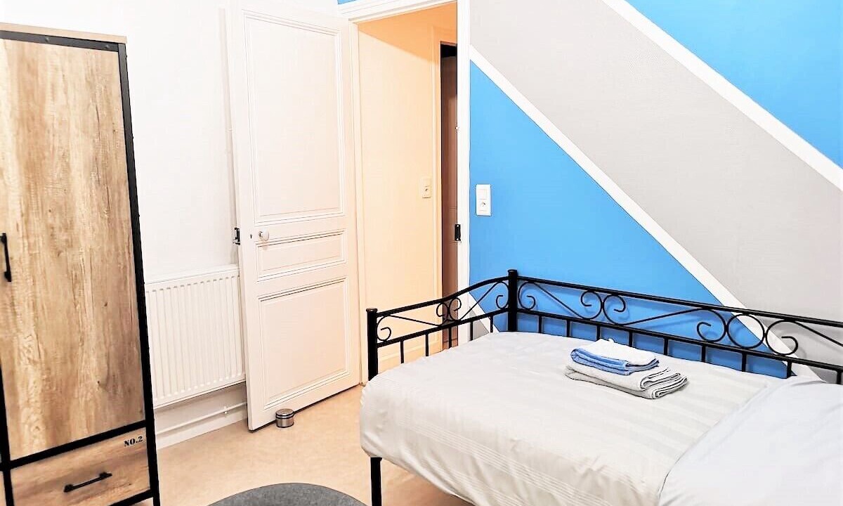 Photo of Bedroom in Soissons