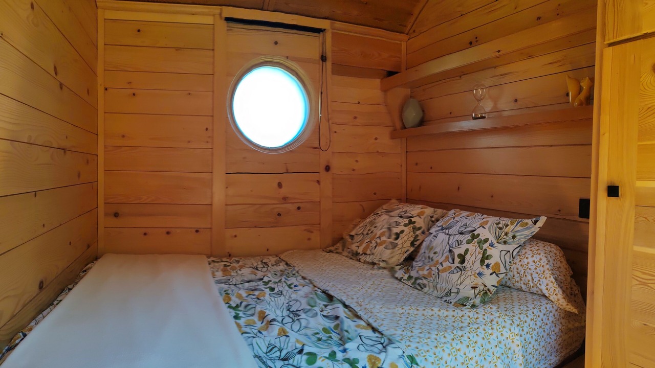 Photo of Bedroom in Nanteuil-la-Foret