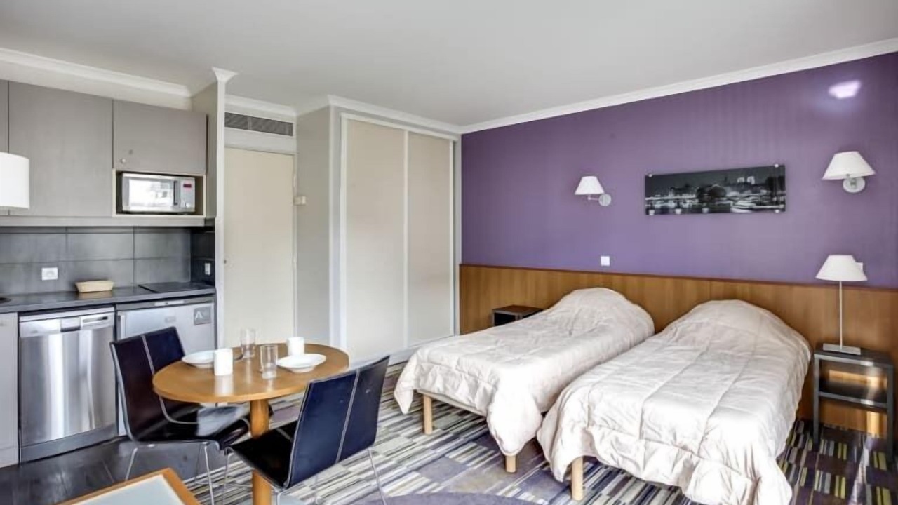 Photo of Bedroom in Issy-les-Moulineaux
