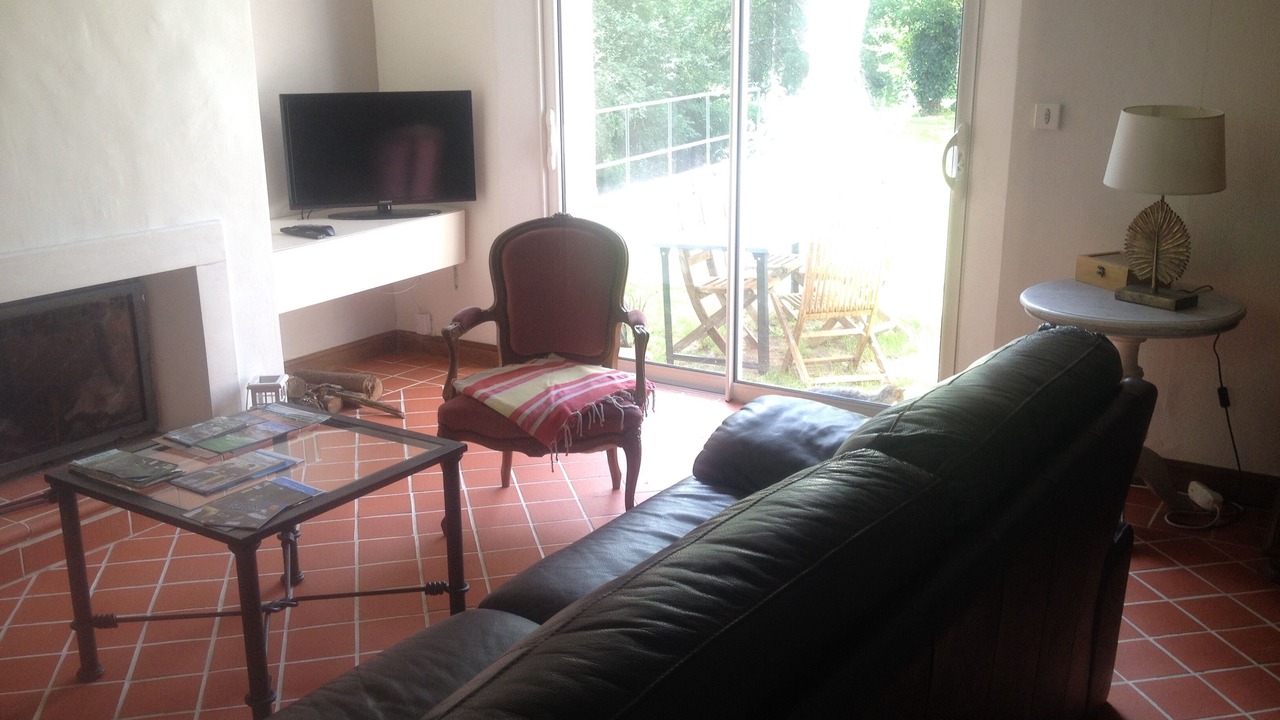 Photo of Livingroom in Chevillon-sur-Huillard