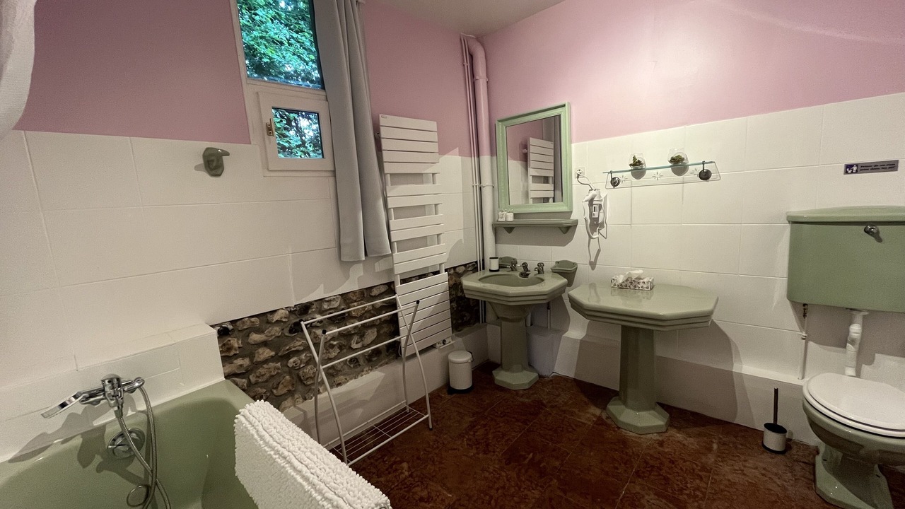 Photo of Bathroom in Beuzeville