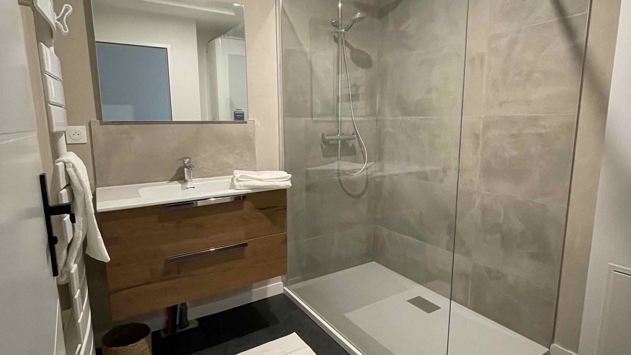 Photo of Bathroom in Hersin-Coupigny