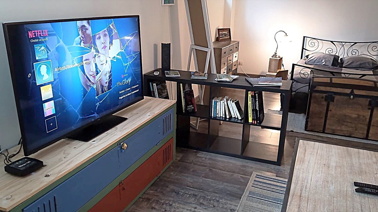 Photo of Bedroom in Rouen City Centre
