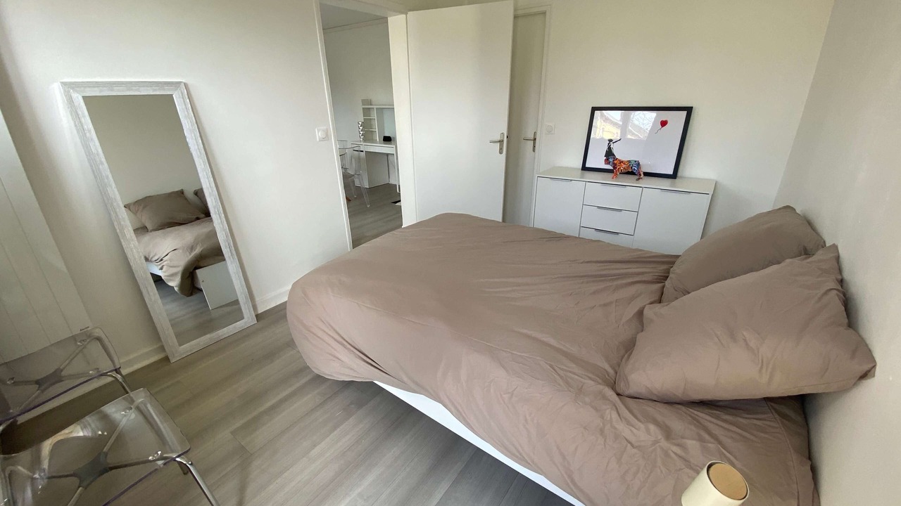 Photo of Bedroom in Fouilloy