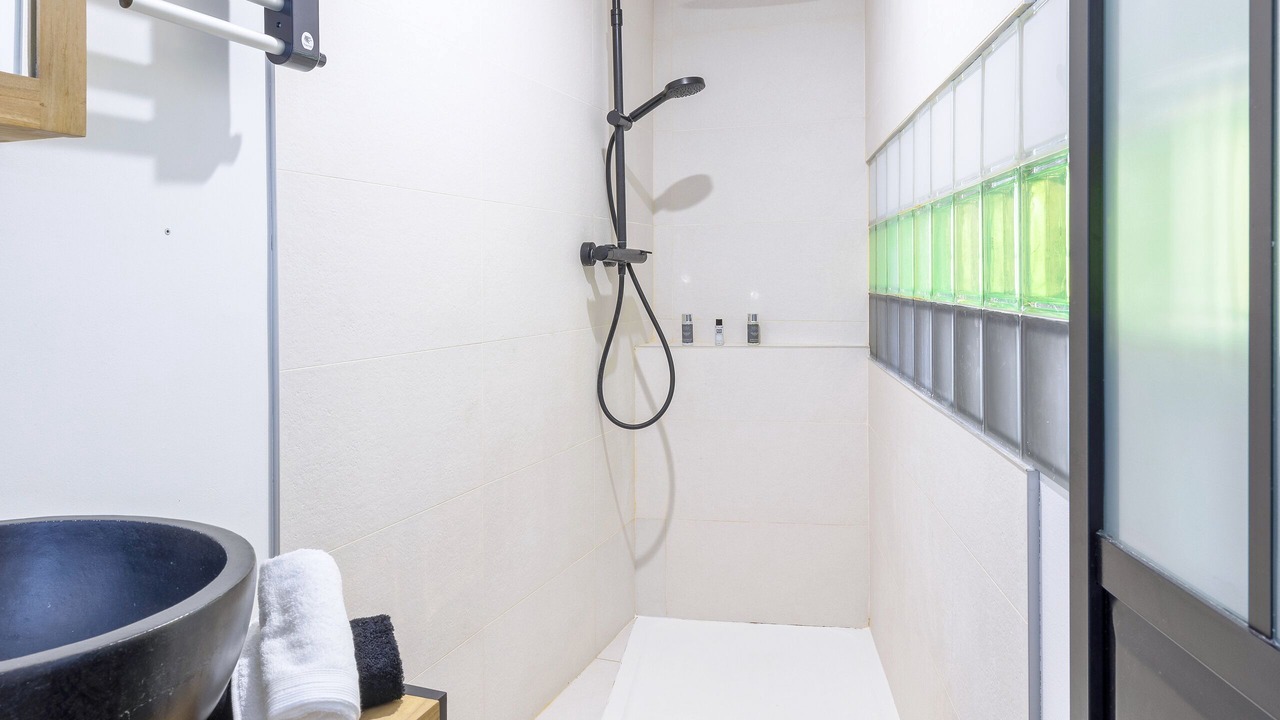 Photo of Bathroom in Notre-Dame