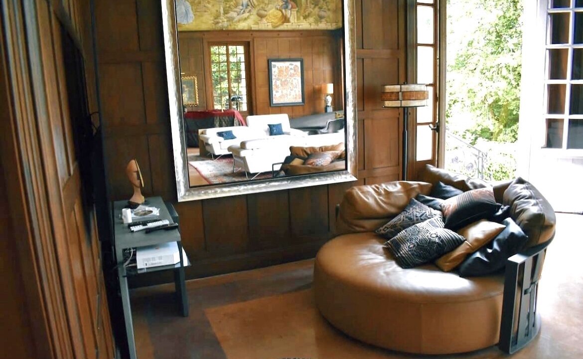 Photo of Livingroom in Courgent