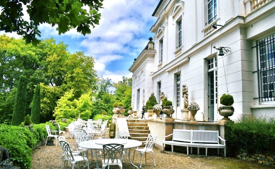 Photo of Outdoor in Courgent