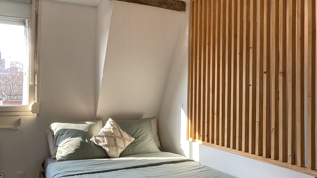 Photo of Bedroom in Douai