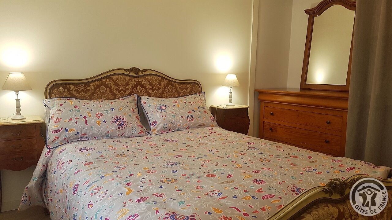 Photo of Bedroom in Saint-Clement-les-Places