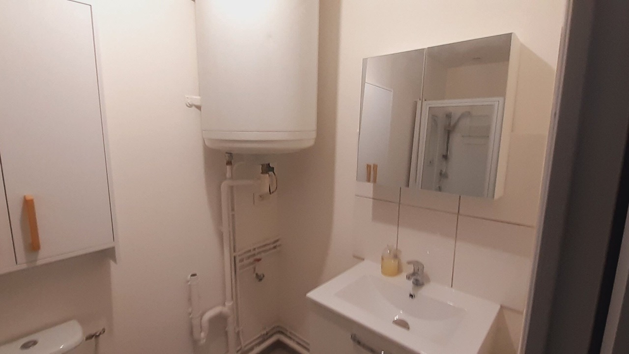 Photo of Bathroom in Denain