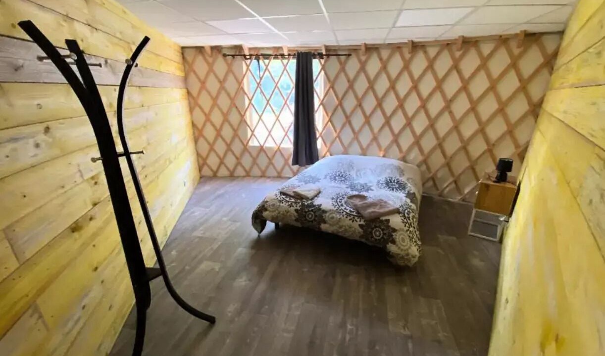 Photo of Bedroom in Jumieges