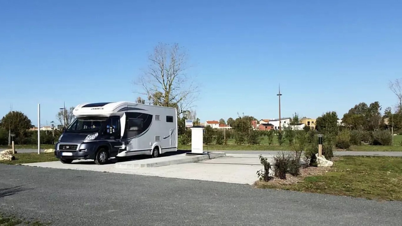 Photo of Outdoor in Jumieges