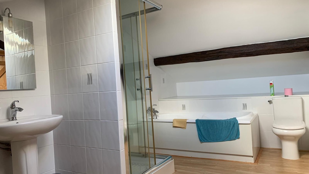 Photo of Bathroom in Mialet