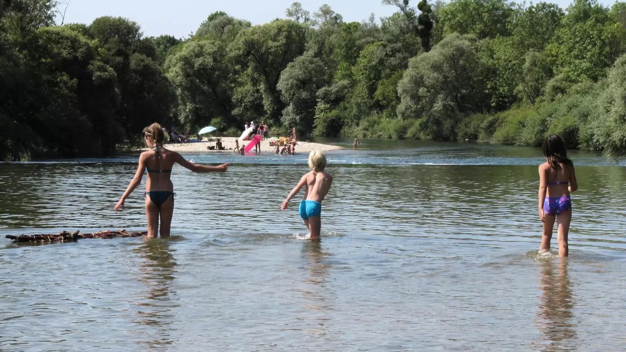 Photo of Others in Montbarrey