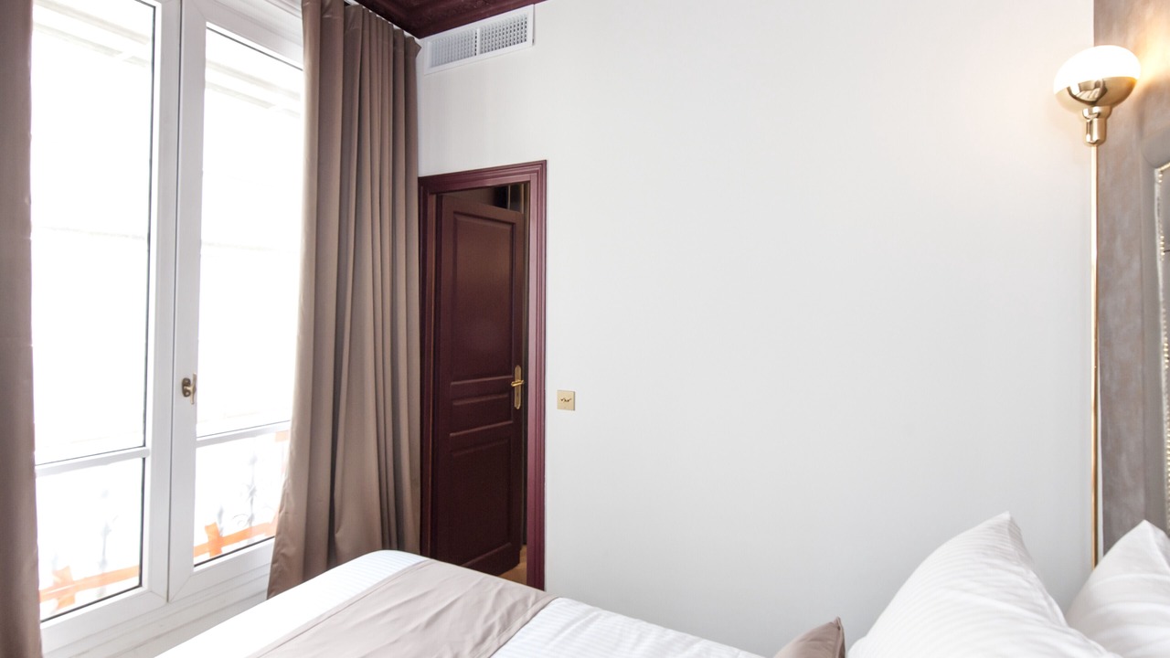 Photo of Bedroom in Champs-Elysees