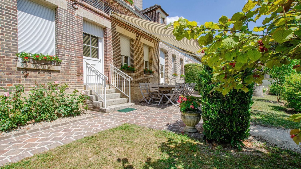 Photo of Outdoor in Chennegy