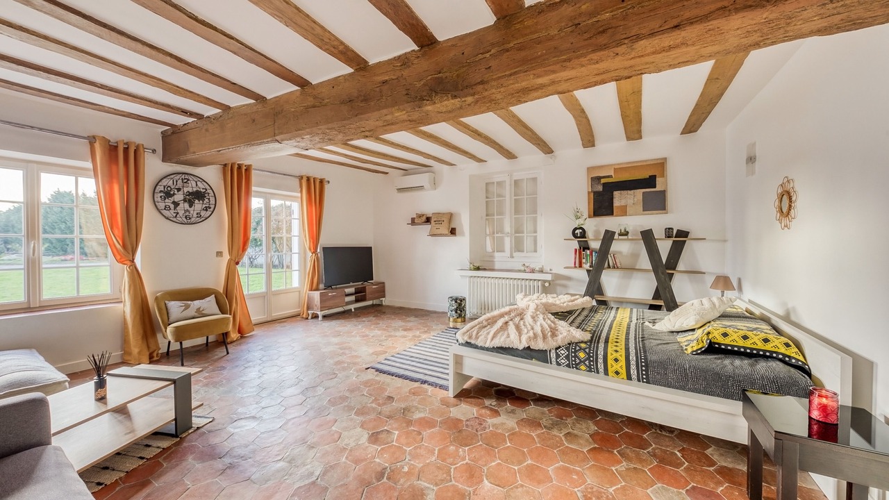 Photo of Bedroom in Orvilliers