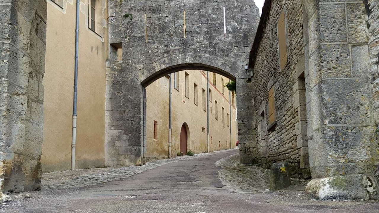 Photo of Outdoor in Flavigny-sur-Ozerain