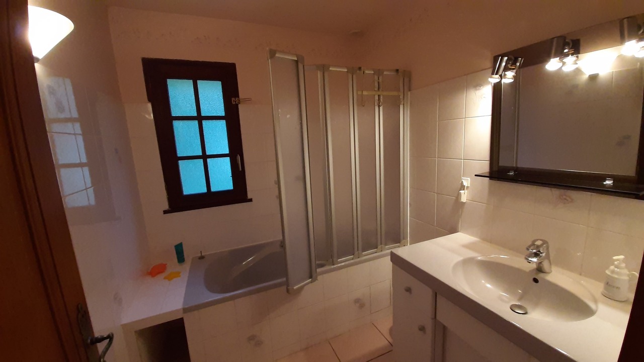 Photo of Bathroom in Nassandres sur Risle