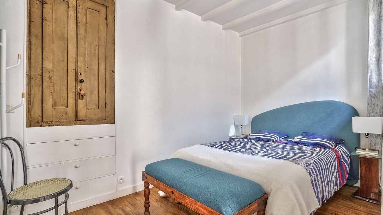Photo of Bedroom in Levallois-Perret