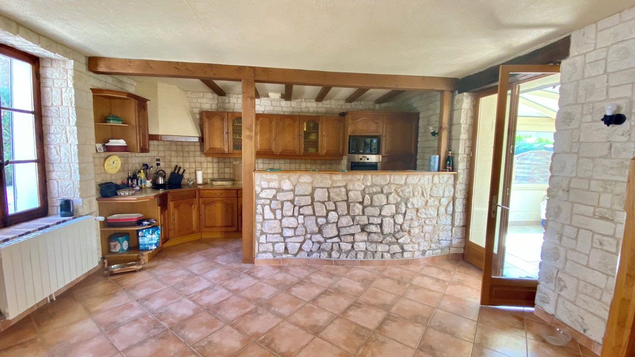Photo of Kitchen in Notre-Dame-de-l'Isle