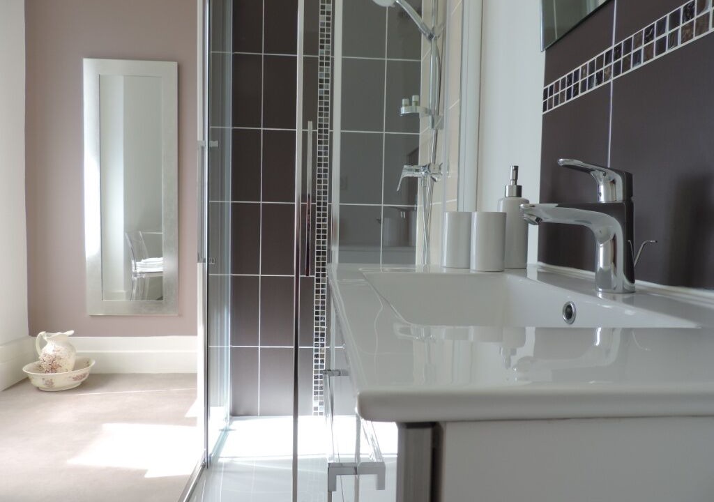Photo of Bathroom in Saint-Branchs