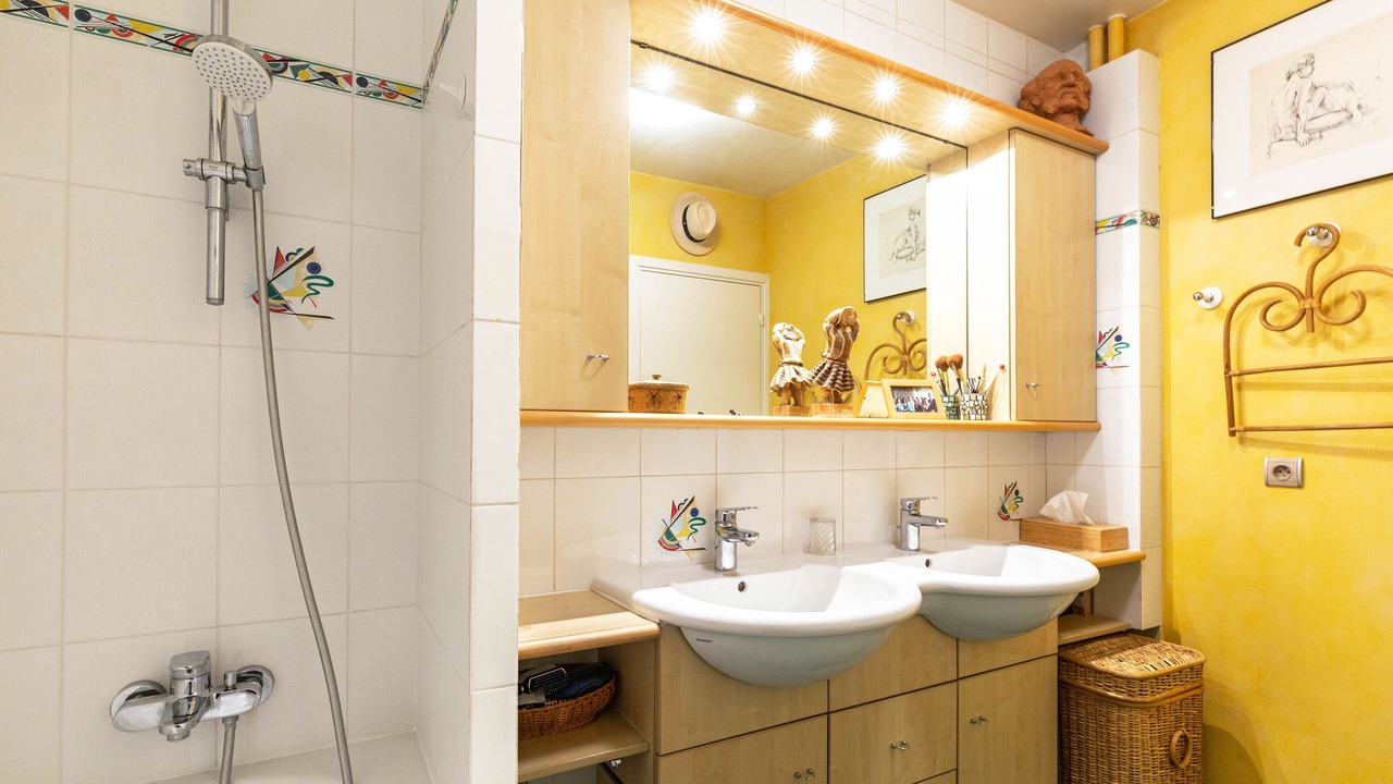 Photo of Bathroom in Necker
