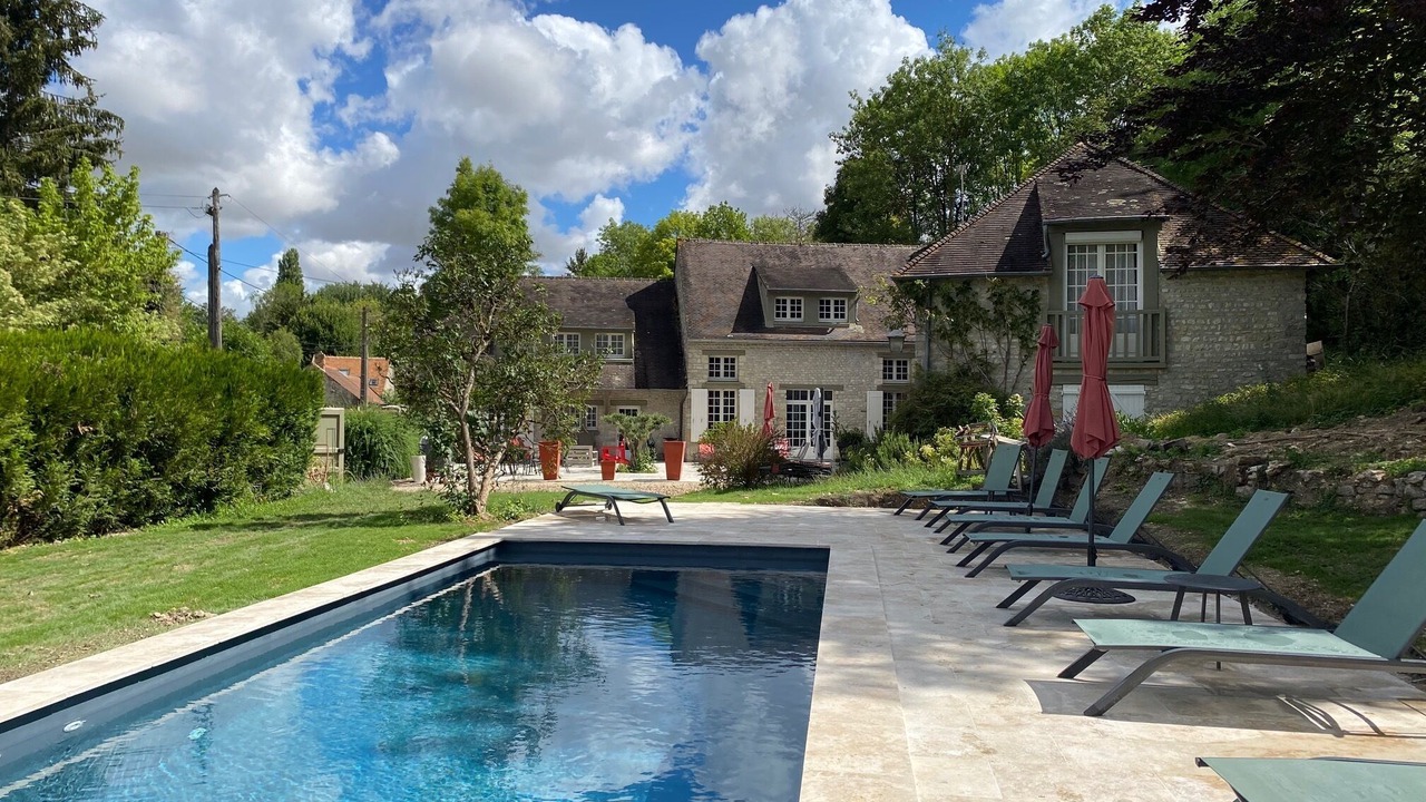 Photo of Outdoor in Yevre-le-Chatel
