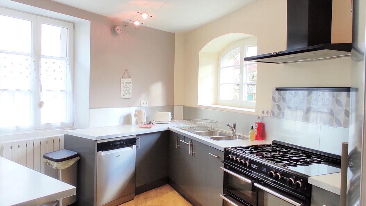 Photo of Kitchen in Royallieu Village