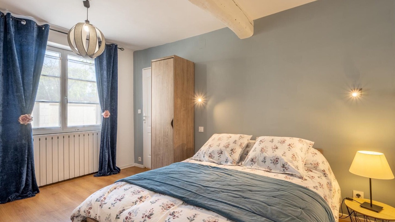 Photo of Bedroom in Royallieu Village