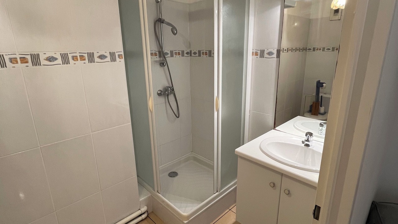 Photo of Bathroom in Dunkirk